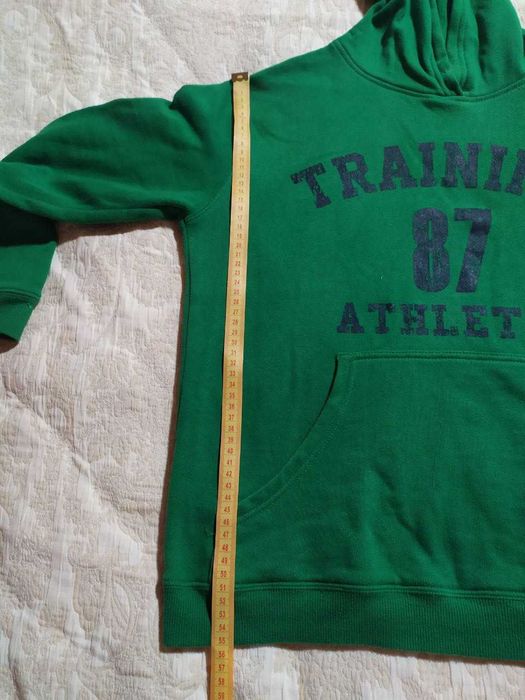 Кофта с капюшоном 38 розмір