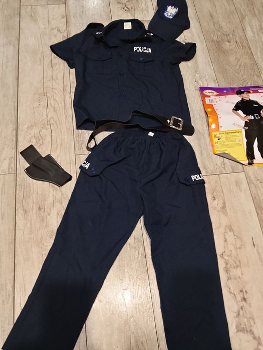Strój policjanta r. 128