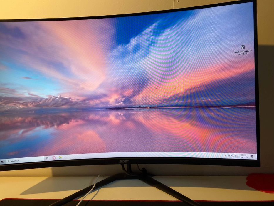 Sprzedam komputer gamingowy z monitorem