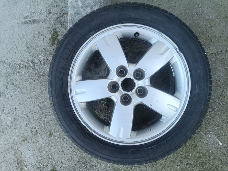 Yokohama Geolandar G035 215/55R17 94v