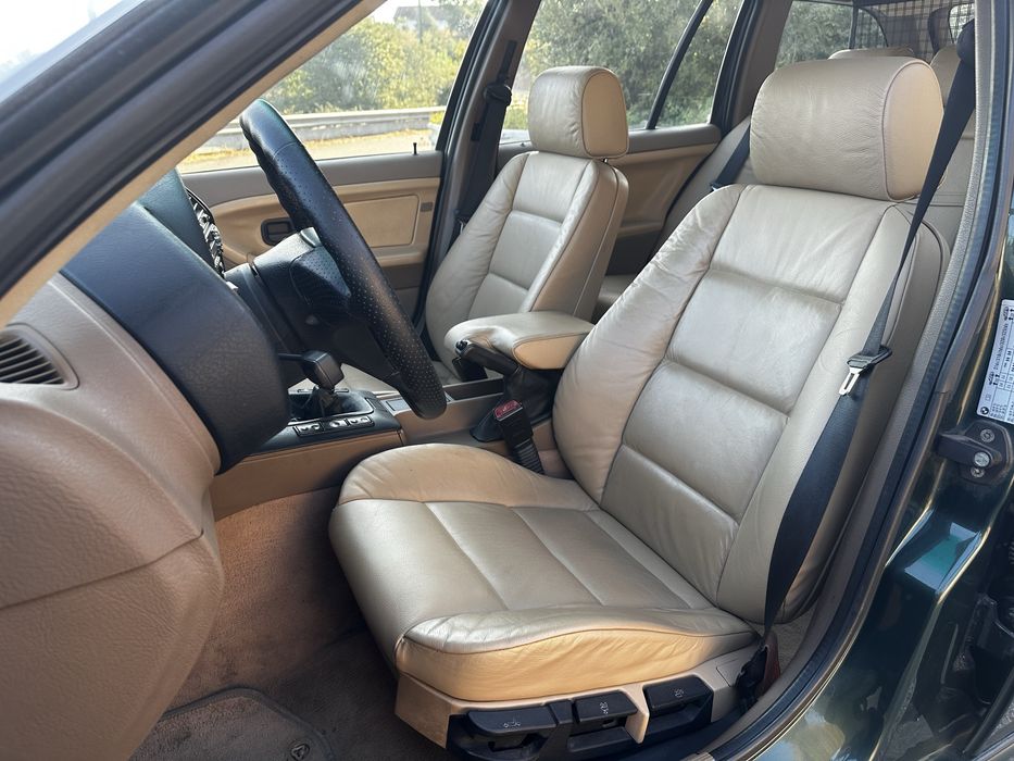 BMW E36 320i touring
