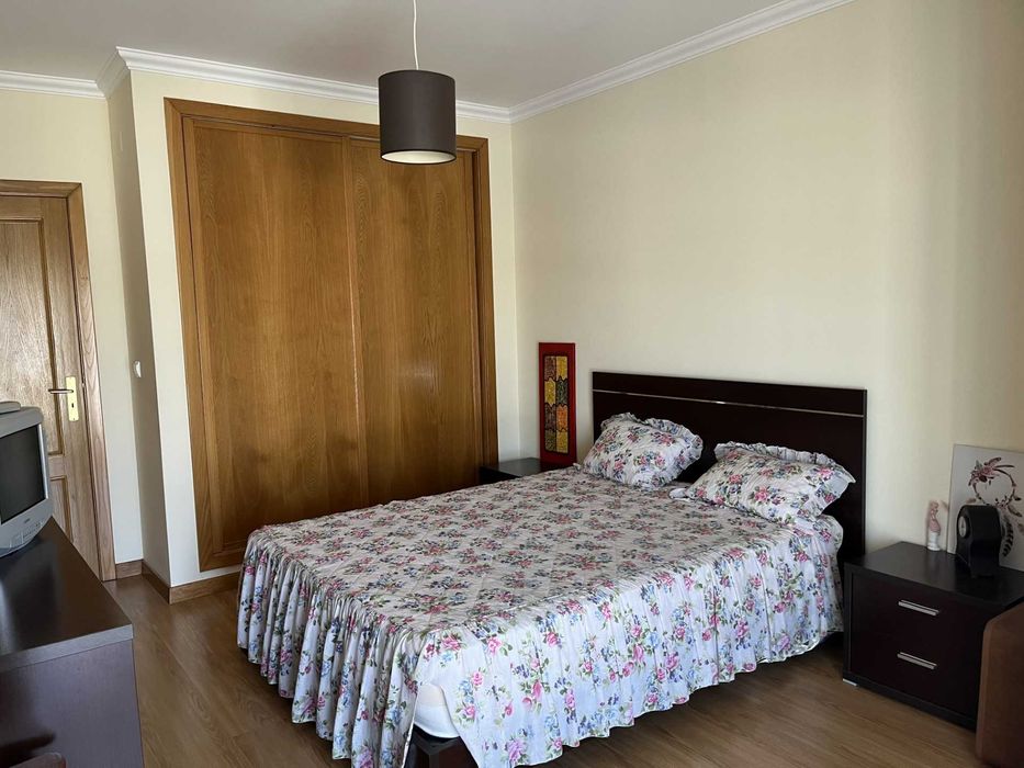 Apartamento T-2 centro de Lourinhã