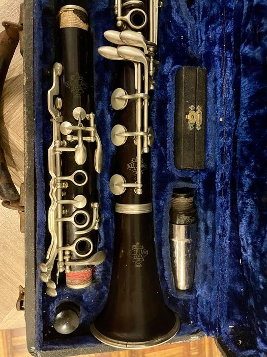 Clarinete profissional G Leblanc antigo com estojo e acessórios