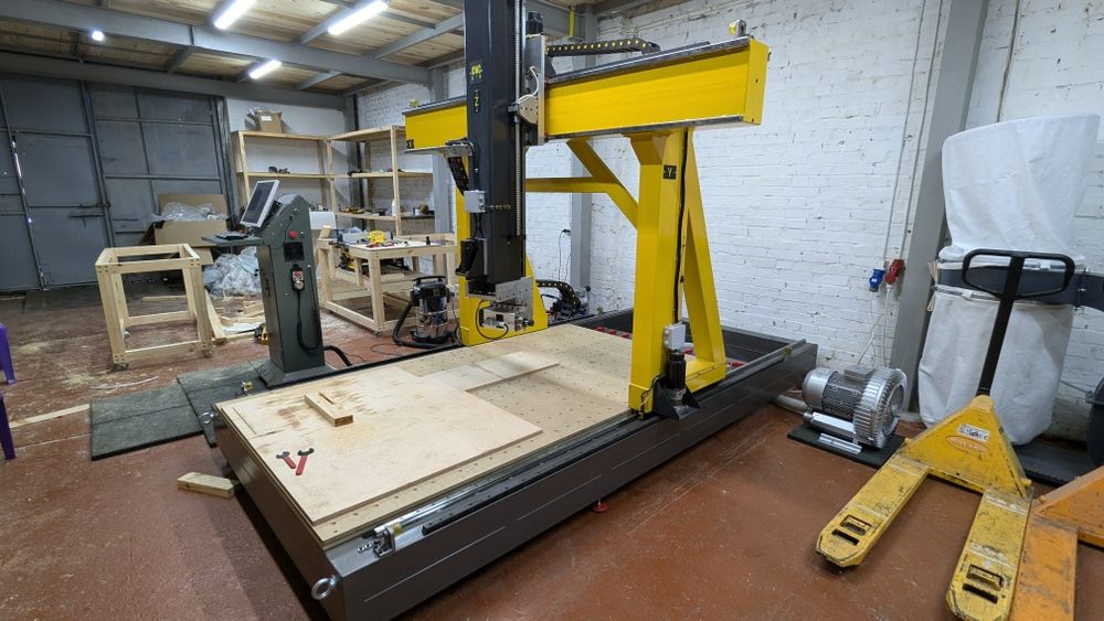 Станок чпу 5д. Пять осей фрезер!