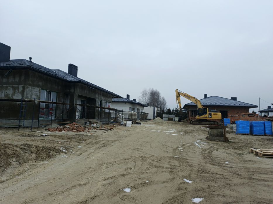 Стильний сучасний будинок: комфорт на одному рівні