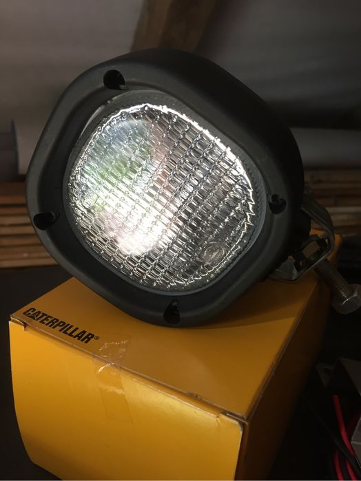 Lampy robocze Caterpillar 12-24v