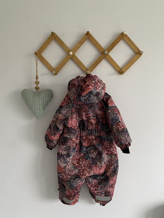 Kombinezon zimowy friends 74 w hortensje kwiaty jak newbie