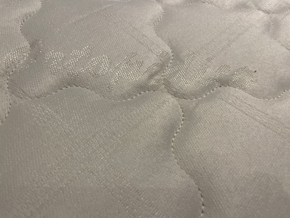 New mattress for sale/ colchão novo para venda