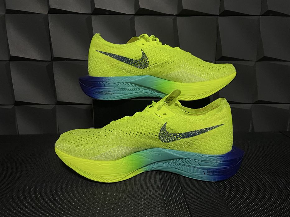 Nike Vaporfly 3 [EU43]
