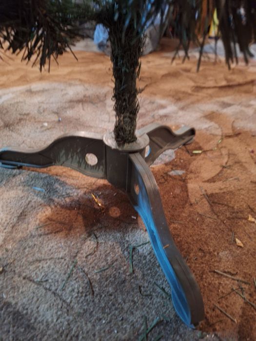 Новогодняя елка б/у