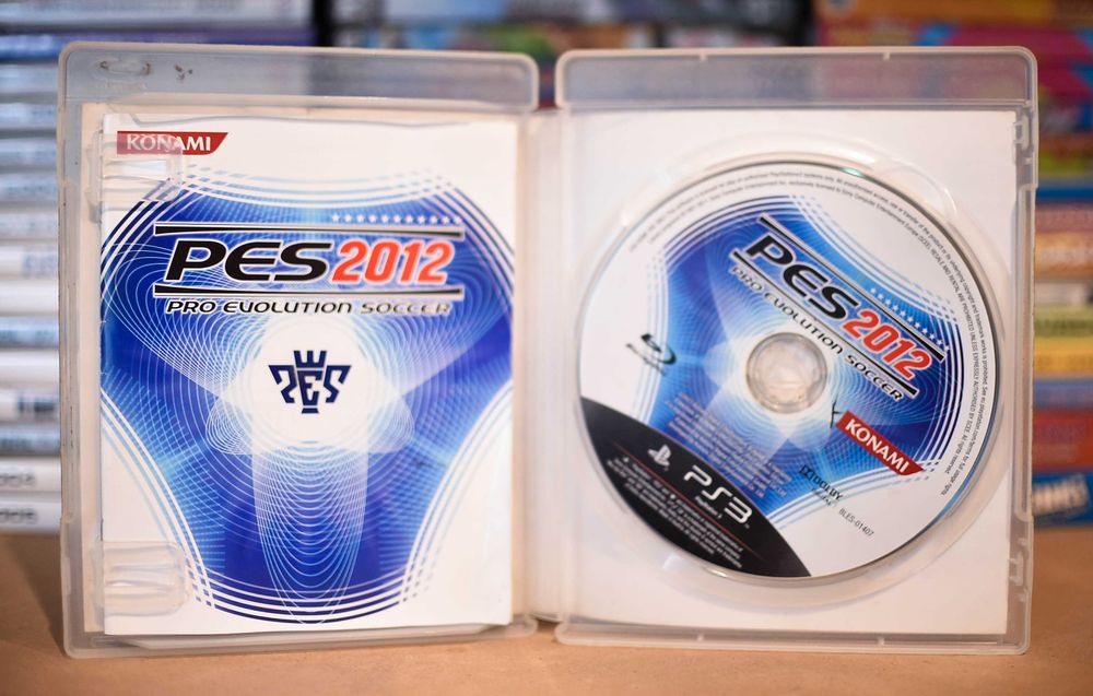 (PS3) PES 2012 . .