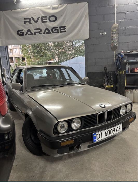 bmw e30