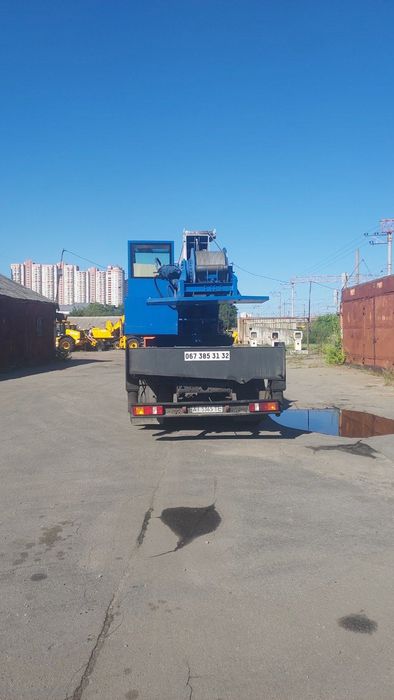 Продам автокран Зубр