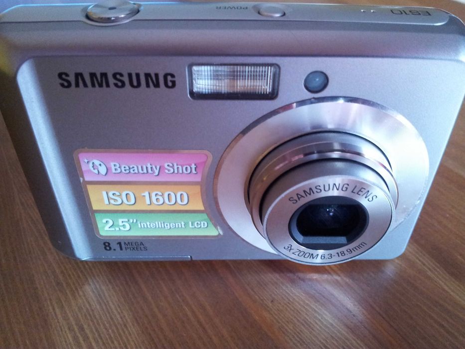Máquina Fotográfica Samsung (ES10)