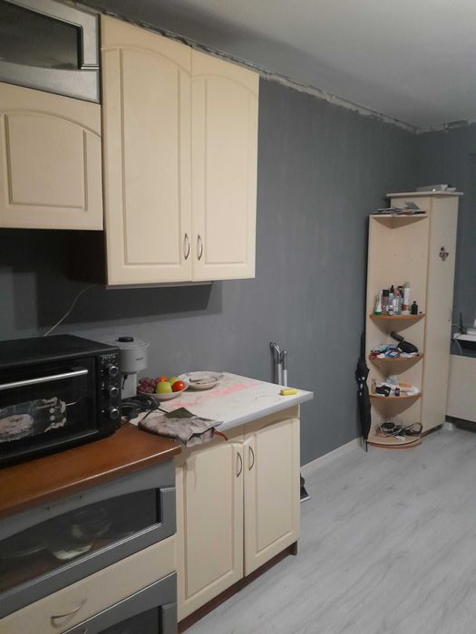 Продам срочно! Кімнату в гуртожитку з окремим душом і туалетом