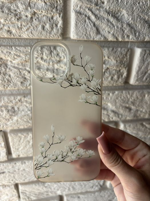 Чохли на iPhone 15