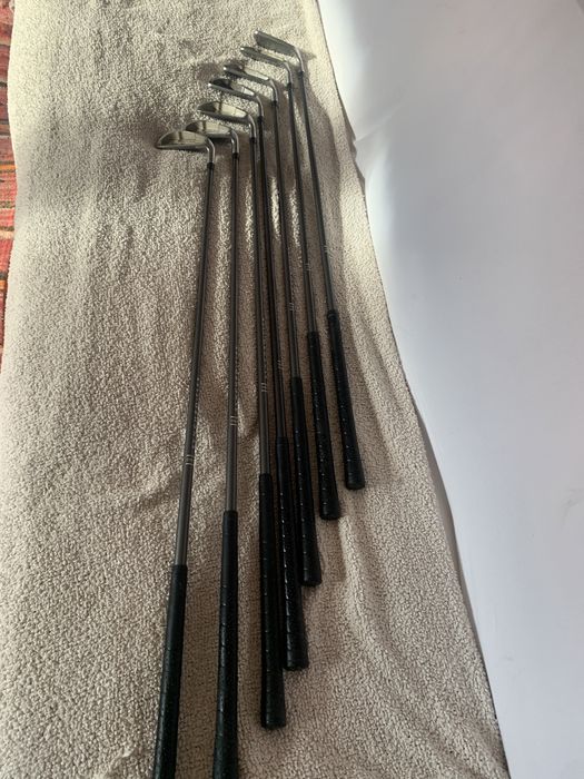 Ferros de golf em grafite Spalding de senhora