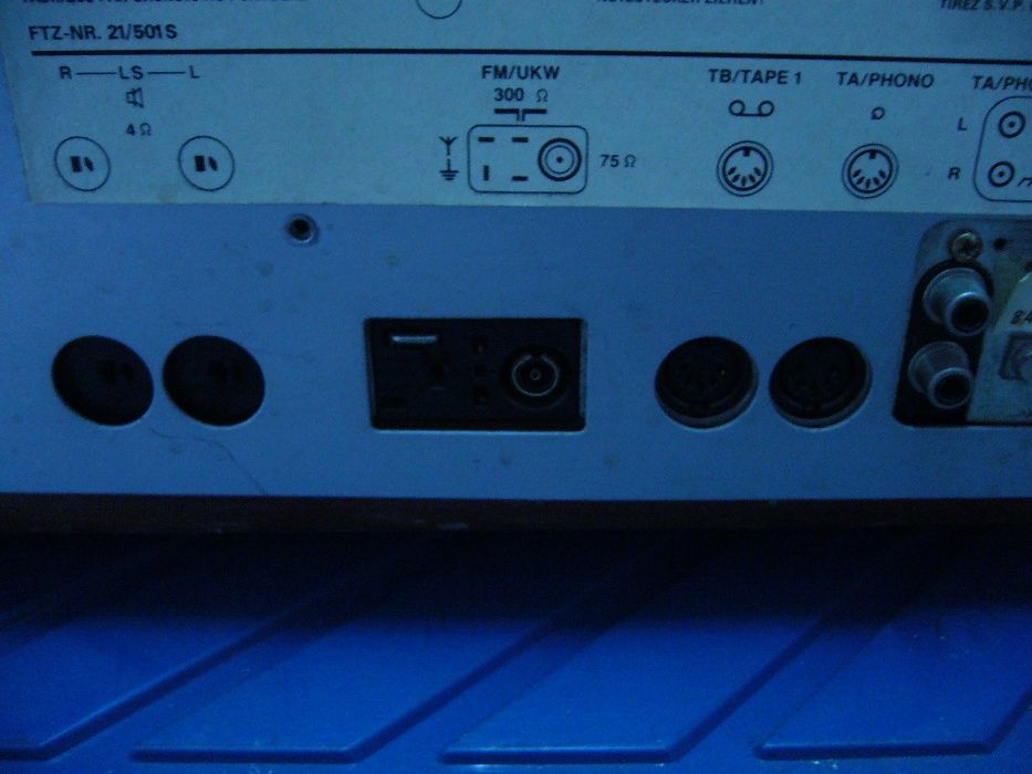 Deck Technics Rádio Grundig e Leitor DVD Sony