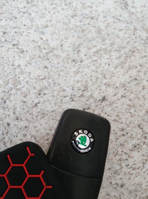 Эмблема на ключи Skoda шкода 14 мм