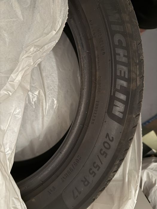 Komplet opon letnich Micheline Primacy 4 205/55 R17
