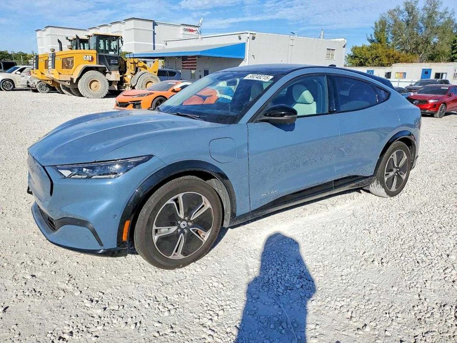 Розбірка кузовних деталей Ford Mustang Mach-E