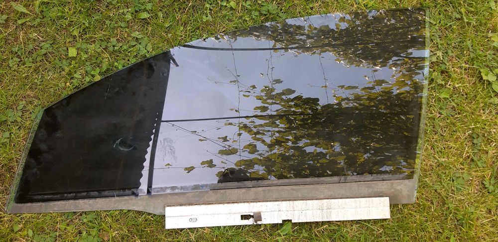 Opel Vectra C двері водія розібрані дверь водительская стекло скло мол