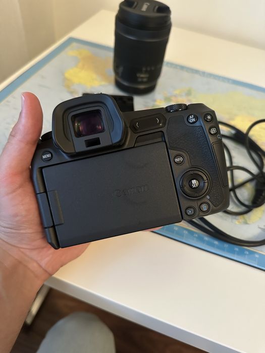 Canon eos R + RF 24-105
