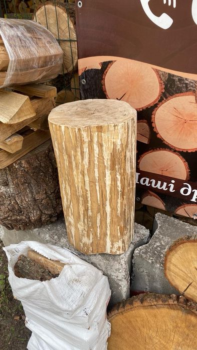 Дрова від1700грн:ДУБ,ГРАБ,СОСНА,БЕРЕЗА,ВІЛЬХА,ОСИКА.працюємо з фірмами