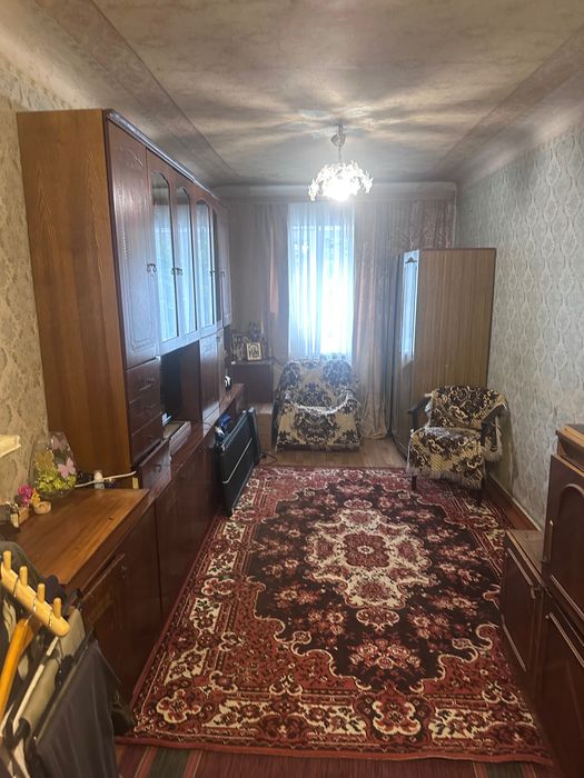 М «Нивки»,щербаківського,36,чотири дві кімнати в пятикімнатній