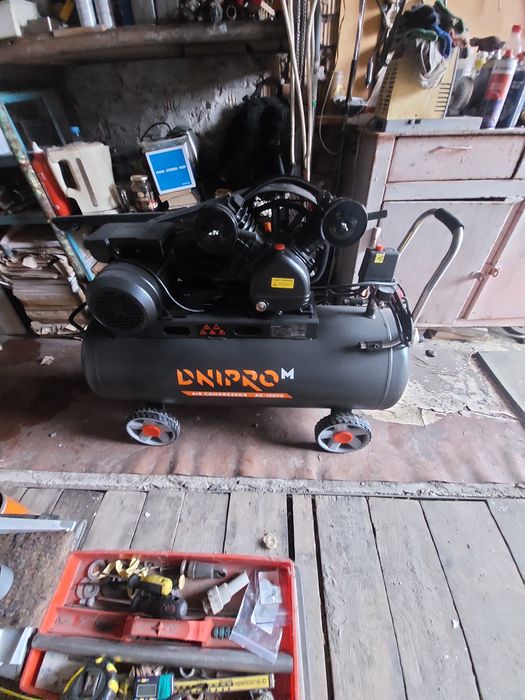 Компрессор воздушный Днепро-М 100л АС - 100 VG