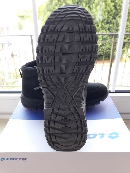 Buty trekkingowe 43 męskie czarne wodoodporne