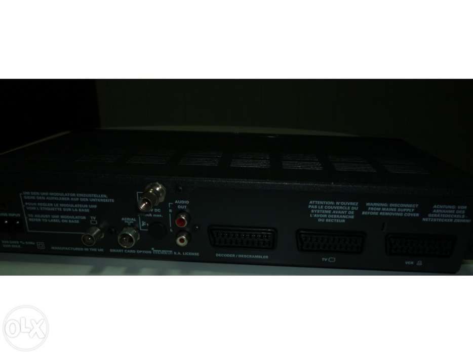 Consola para parabólica com 85 canais e Manual Instruções - Televés