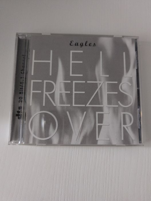 CD Eagles - Hell Freezes Over (DTS 5.1)