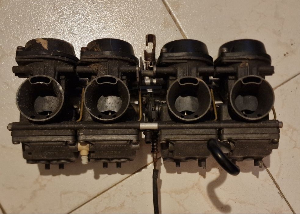 Yamaha Fzr 600 pecas