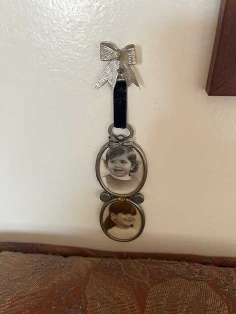 Moldura parede antiga