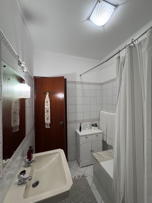 T1 mobilado Almada | Cristo Rei