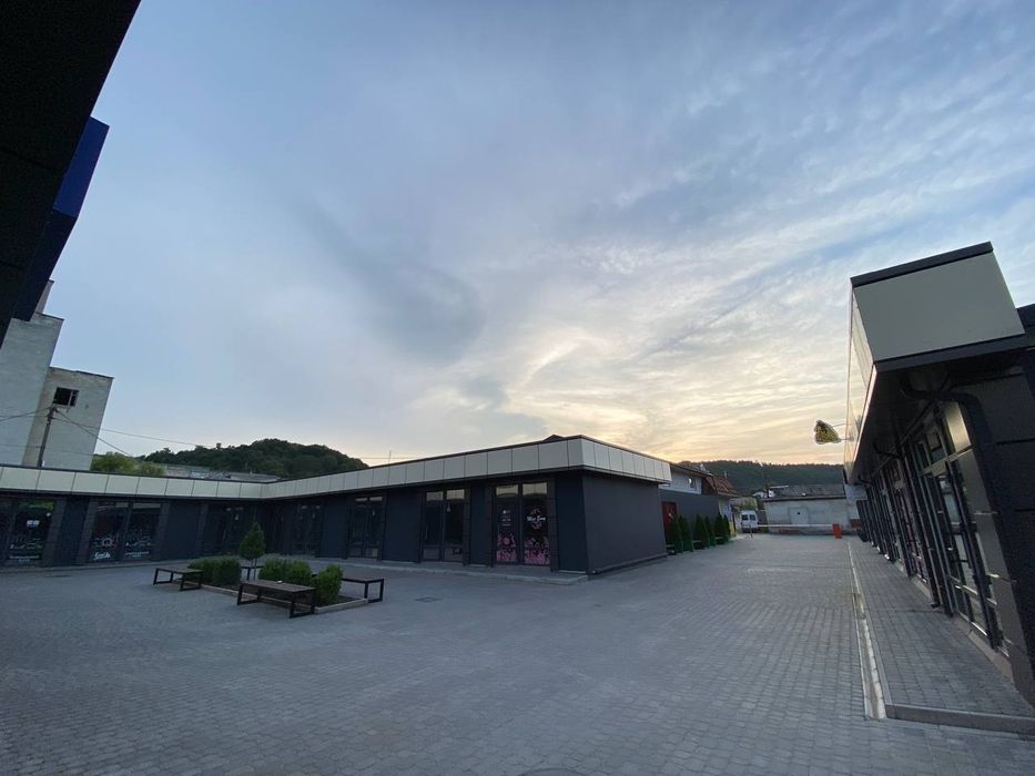 Продаж приміщення