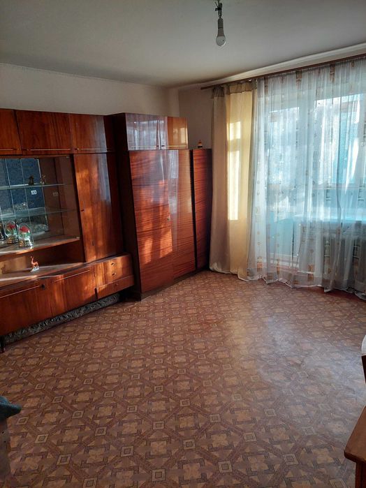 Сдаю однокомнатную квартиру в Октябрьском.