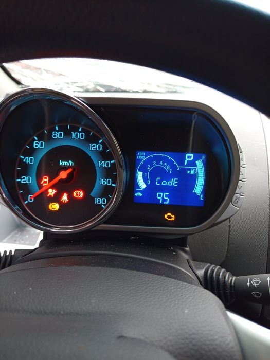 Разборка Ravon R2 двигатель акпп ступица диск подушка дверь бампер abs