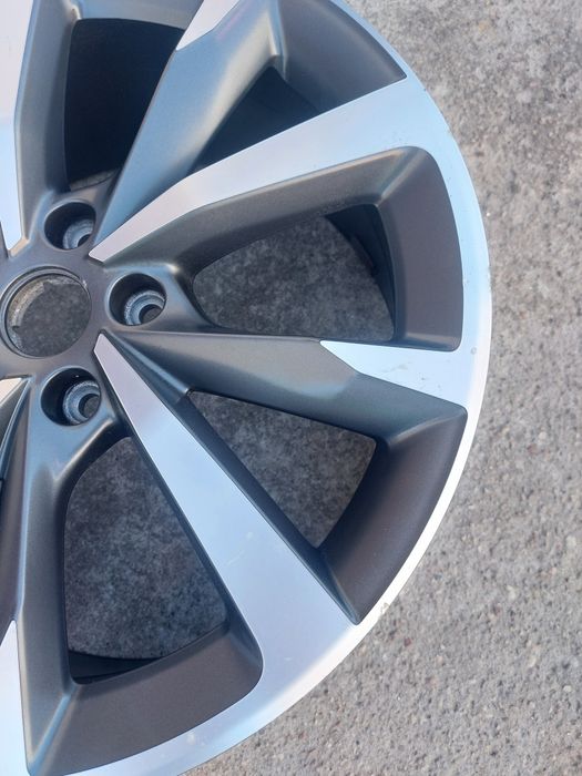 Fela aluminiowa seat Leon IV    5FA  5x112   ET46