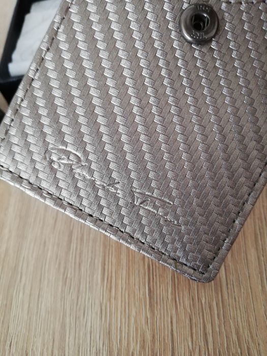 Skórzane etui na karty Black Fox, antykradzieżowe  etui z ochroną RFID