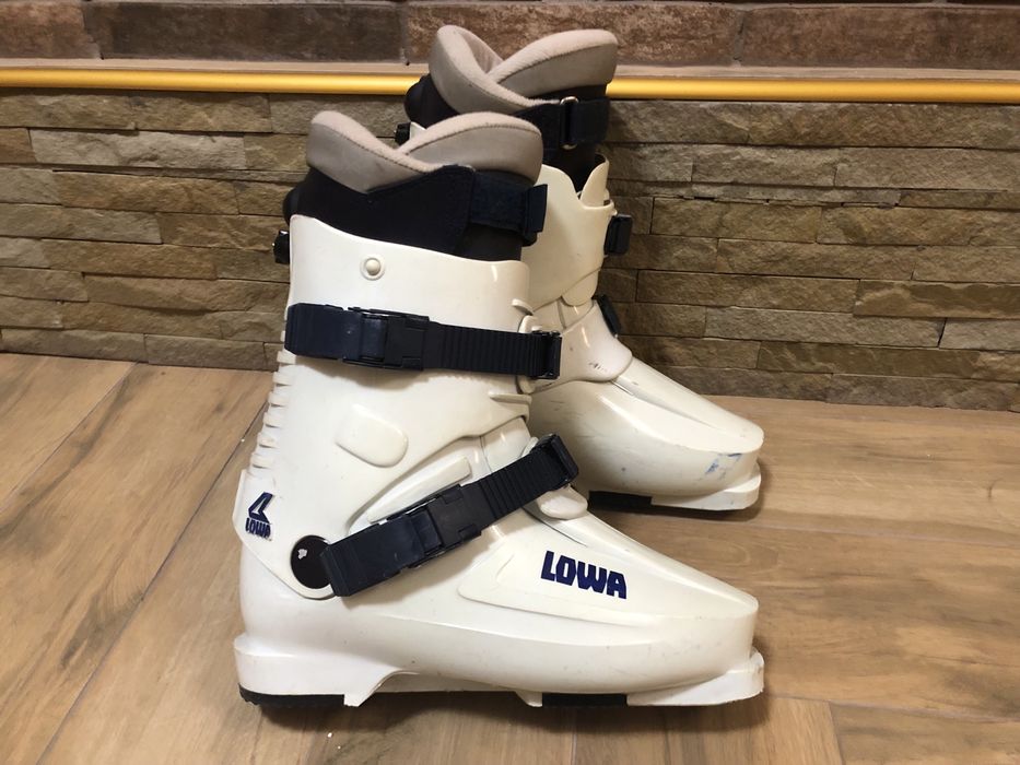Лижні чоботи черевики, лыжные ботинки LOWA 42 розмір