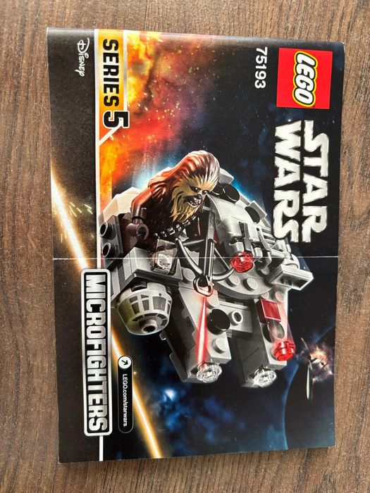 Star Wars # 75193 Chewbacca
Microfighter Millennium Falcon
[figurina C