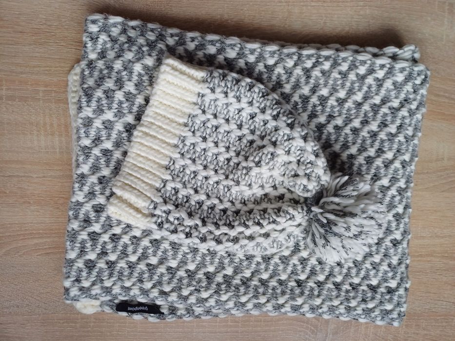 Komplet czapka z pomponem i szal gruby splot Greenpoint