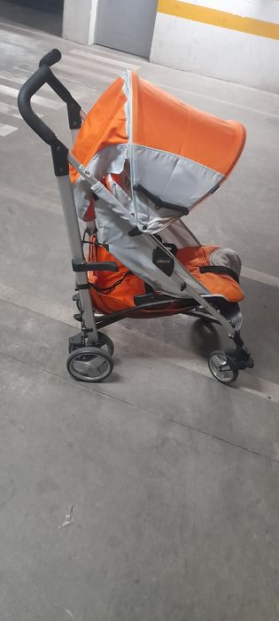 Carrinho passeio criança-chicco