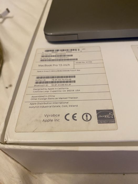 Laptop Apple macbook pro 2,9 ghz dotykowy