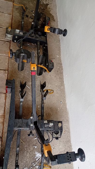 Bagażnik do przewozu rowerów na hak uchylny