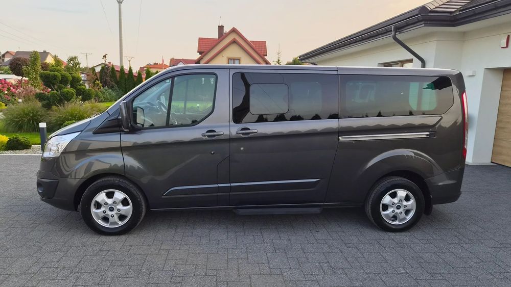Ford Tourneo Custom