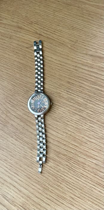 Zegarek damski na reke