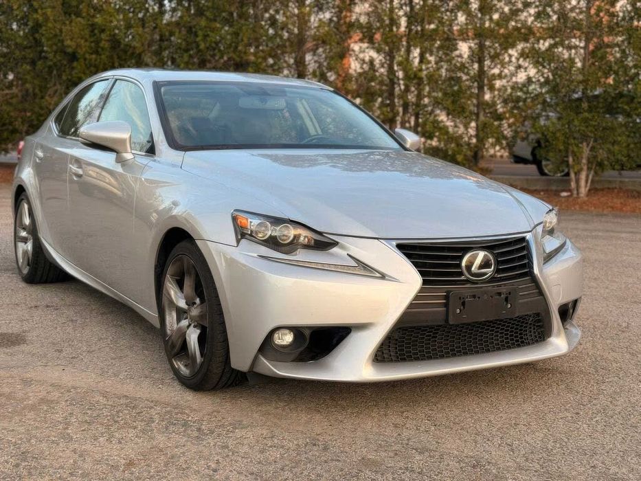 Lexus IS 350      2015